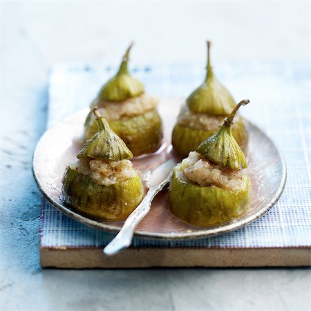 Figs with cream stuffing cooked in a Tajine Stock Photo - Rights-Managed, Code: 825-07076961