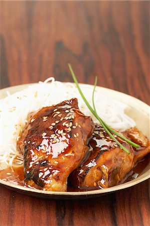 simsearch:825-07522085,k - Glazed chicken with rice vermicellis Stock Photo - Rights-Managed, Code: 825-07077753