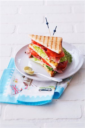 simsearch:825-07522085,k - Bacon,lettuce and tomato toasted sandwich Stock Photo - Rights-Managed, Code: 825-07078056