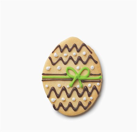 simsearch:825-06047612,k - Egg-shaped Easter cookie Stock Photo - Rights-Managed, Code: 825-07078341