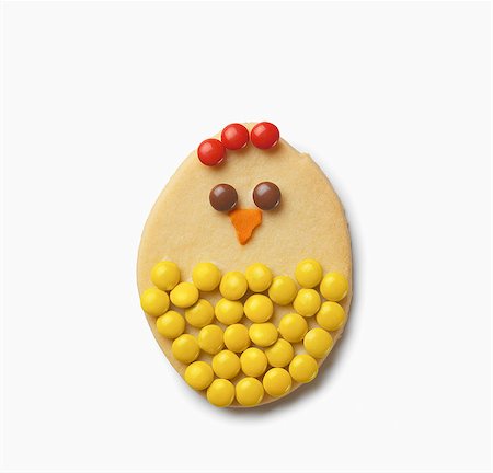 simsearch:825-06047612,k - Chick-shaped Easter cookie Stock Photo - Rights-Managed, Code: 825-07078343