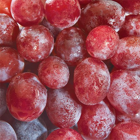 red grape - Red grapes Stock Photo - Rights-Managed, Code: 825-07078417