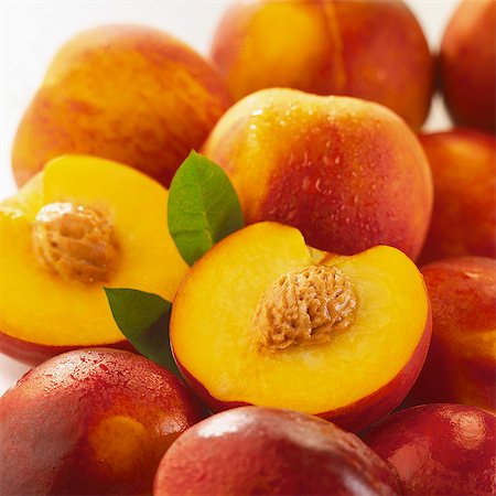 simsearch:825-07076761,k - Nectarines Stock Photo - Rights-Managed, Code: 825-07078421