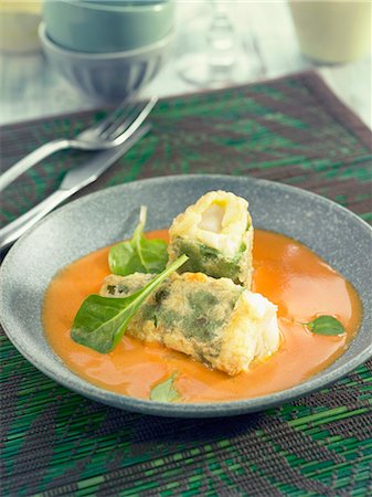 simsearch:825-03627010,k - Green peppers stuffed with salt-cod,creamy tomato and Cognac sauce Stock Photo - Rights-Managed, Code: 825-07522236