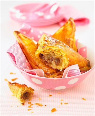 simsearch:825-06315282,k - Stewed apple and raisin flaky pastry pies Stock Photo - Rights-Managed, Code: 825-07522705
