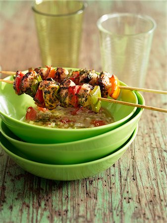 simsearch:825-07522085,k - Chicken and bell pepper brochettes Stock Photo - Rights-Managed, Code: 825-07522770