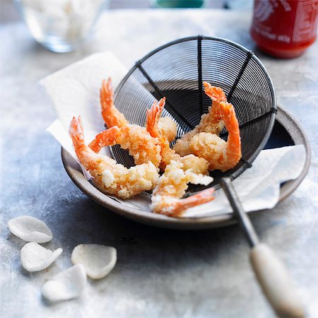 Fried shrimps coated in crushed shrimp crisps Photographie de stock - Rights-Managed, Code: 825-07522832