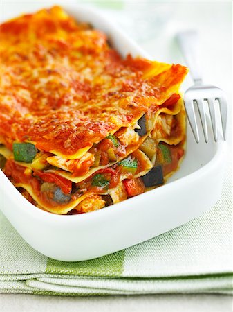 simsearch:825-07522085,k - Vegetable and chicken lasagnes Stock Photo - Rights-Managed, Code: 825-07599608