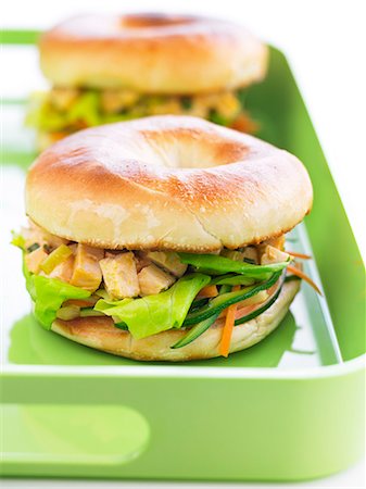 simsearch:825-07522085,k - Chicken bagel sandwich Stock Photo - Rights-Managed, Code: 825-07599753