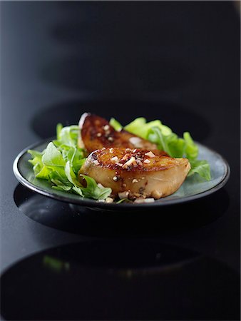 simsearch:825-07522085,k - Rocket lettuce with foie gras Stock Photo - Rights-Managed, Code: 825-07652811