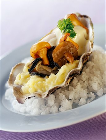 sea salt bed - Autumn oyster Stock Photo - Rights-Managed, Code: 825-02306696