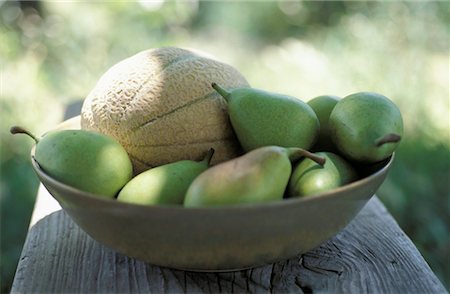 Pears and melon Stock Photo - Rights-Managed, Code: 825-02307751