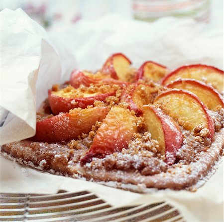 Puff pastry peach and gingerbread tart Stock Photo - Rights-Managed, Code: 825-03627374