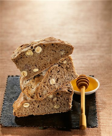 rye bread - Rye leavened bread Stock Photo - Rights-Managed, Code: 825-03628175