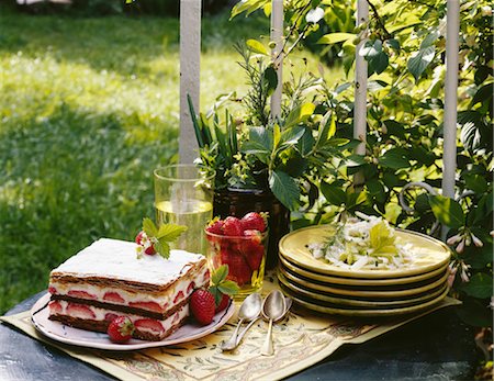 summer meal - Meal on a table outdoors Stock Photo - Rights-Managed, Code: 825-03628778