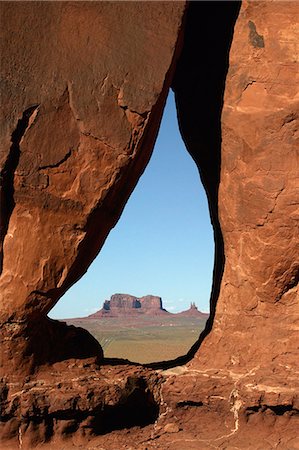simsearch:6118-07353866,k - Usa, Arizona, Tear Drop Arch In Monument Valley; Utah Stock Photo - Rights-Managed, Code: 832-08007509