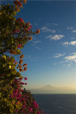 Spain, Canary Islands, Island of La Gomera, View od mount Teide and Island of Tenerife at sunrise; San Sebastian Stock Photo - Rights-Managed, Code: 832-08007595