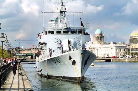 simsearch:832-02253108,k - Sea Corp Frigate, Sir John Rogerson's Quay, Dublin, Ireland Stock Photo - Rights-Managed, Code: 832-02254631