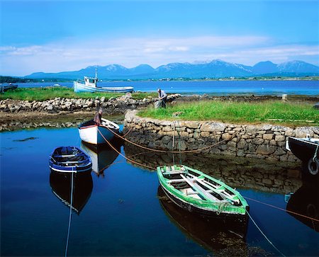 Roundstone Harbour, Connemara, Co Galway, Ireland Stock Photo - Rights-Managed, Code: 832-02254918