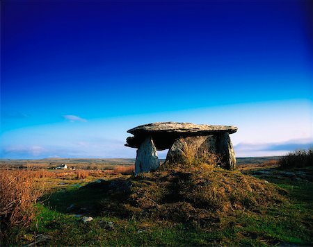 Gleninsheen, The Burren, Co Clare Ireland, Megalithic Tomb Stock Photo - Rights-Managed, Code: 832-02253024
