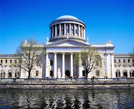 simsearch:832-02253108,k - The Four Courts, River Liffey, Dublin, Co Dublin, Ireland Stock Photo - Rights-Managed, Code: 832-02253392