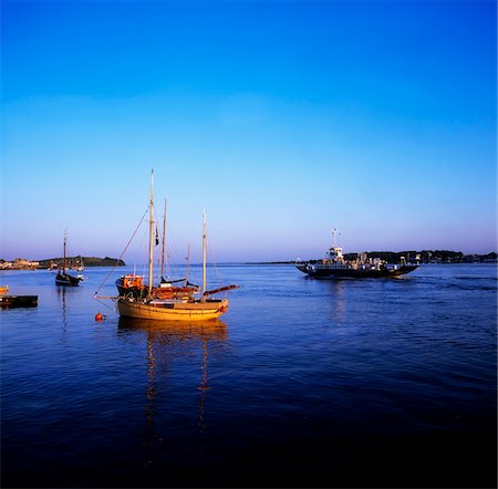 Co Down, Strangford From Portaferry, And Galway Hookers Stock Photo - Rights-Managed, Code: 832-03359061