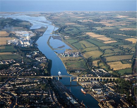 simsearch:832-03639876,k - Drogheda, Co Louth, Ireland; Aerial View Of A Town And Estuary Of The River Boyne Stock Photo - Rights-Managed, Code: 832-03639532
