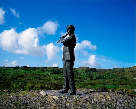 simsearch:832-03233349,k - Bantry, Co Cork, Ireland, Statue Of Francis O'neill, A Collector Of Irish Music Stock Photo - Rights-Managed, Code: 832-03640051