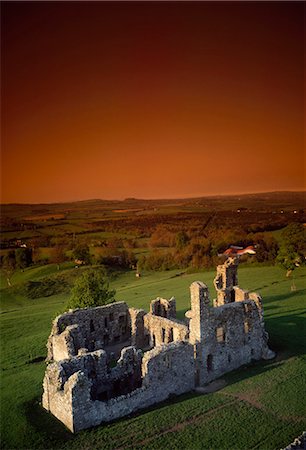 High Angle View Of An Old Ruin,With Expansive Landscape In The Background Stock Photo - Rights-Managed, Code: 832-03640562