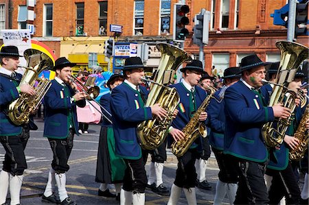 simsearch:841-07205349,k - Dublin, Ireland; Musicians Play Tubas In A Parade On O'connell Street Stock Photo - Rights-Managed, Code: 832-03641023