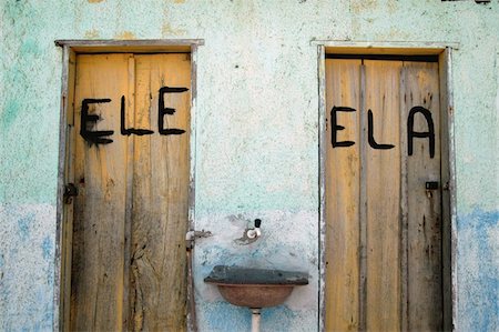 salvador - His and her bathrooms, Close Up Stock Photo - Rights-Managed, Code: 832-03724037