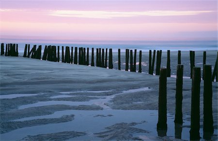 expansive - Seascape at dusk with pillars in foreground, Biarritz Stock Photo - Rights-Managed, Code: 832-03724821