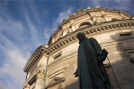 danish ethnicity - Fredericks Church et statue Photographie de stock - Rights-Managed, Code: 832-03724869