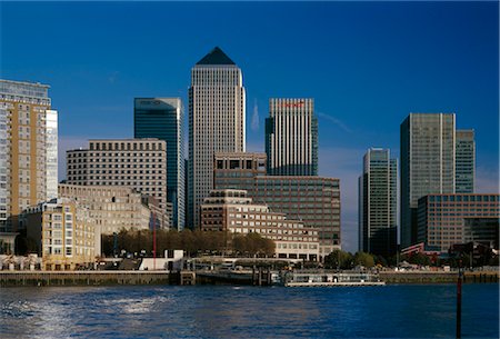 Canary Wharf, Docklands, London. Canary Wharf Estate. Architects: Cesar Pelli and Associates Stock Photo - Rights-Managed, Code: 845-04826406