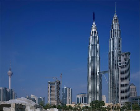 simsearch:841-06447202,k - Petronas Towers, Kuala Lumpur, Malaysia, 1998. Architects: Cesar Pelli Stock Photo - Rights-Managed, Code: 845-04827124