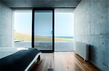 Bedroom with view to sea, Flinders House, John Bornas, Melbourne, Victoria, Australia. Architects: John Bornas of Workroom Stock Photo - Rights-Managed, Code: 845-05838244