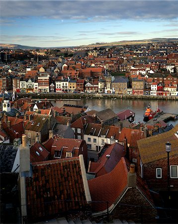 simsearch:845-05838406,k - Whitby Harbour, North Yorkshire, England. Stock Photo - Rights-Managed, Code: 845-07561374
