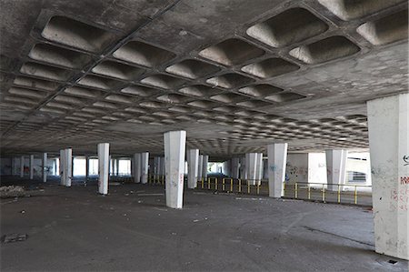 decline - Disused car park at the Arlington House site, Margate, Kent, site of controversial planning application by Tesco Stock Photo - Rights-Managed, Code: 845-07584890
