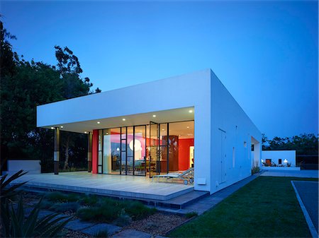 southern california - Contemporary residential building in Vista, California, USA. Exterior view. Stock Photo - Rights-Managed, Code: 845-08939866