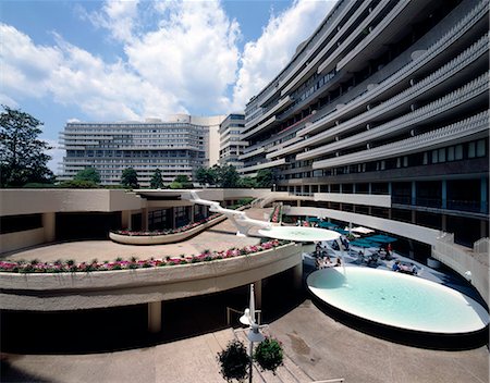 Watergate Complex, Washington D.C., 1960 - 1971. Overall exterior. Architect: Luigi Moretti Stock Photo - Rights-Managed, Code: 845-02725022