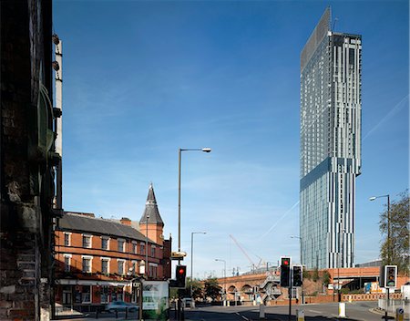 simsearch:845-02727361,k - Hilton Hotel Tower, 303 Deansgate, Manchester. Architect: Ian Simpson Architects. Stock Photo - Rights-Managed, Code: 845-02727277