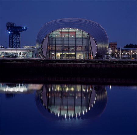 revolve - Glasgow Science Centre, Scotland. Imax Cinema dusk. Architect: Building Design Partnership Stock Photo - Rights-Managed, Code: 845-02728516