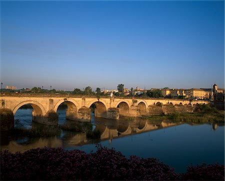 romano - Roman bridge, Cordoba, Spain. Stock Photo - Rights-Managed, Code: 845-02729372