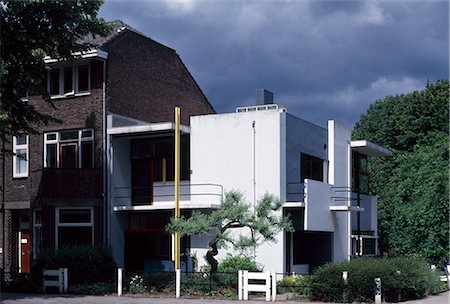 Rietveld Schroder House, Prins Hendriklaan 50, Utrecht, 1924. Crop of Shot 60. Architect: Gerrit Rietveld Stock Photo - Rights-Managed, Code: 845-02729482