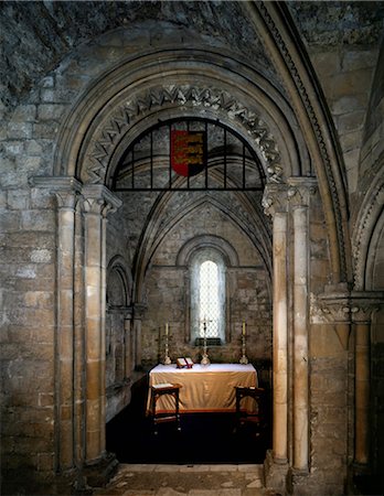 simsearch:845-03464660,k - Dover Castle. The Upper Chapel in the Keep. Foto de stock - Con derechos protegidos, Código: 845-03464720
