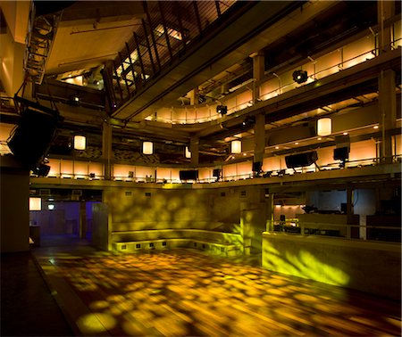 disco - Matter - Nightclub, The O2, Peninsula Square, London. Architects: William Russell - Pentagram Stock Photo - Rights-Managed, Code: 845-03463659