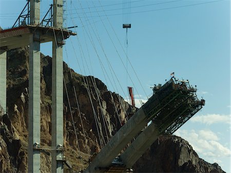 simsearch:845-03463702,k - Construction workers on the Hoover Dam bridge, Arizona side Stock Photo - Rights-Managed, Code: 845-03463683