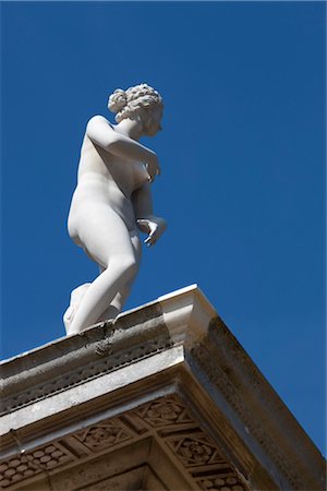 Venus Statue, Chiswick House. Stock Photo - Rights-Managed, Code: 845-03552965