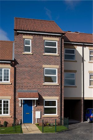 simsearch:700-05662619,k - Tall narrow modern three storey brick mews style terraced house. Architects: Spawforth Associates Stock Photo - Rights-Managed, Code: 845-03720470