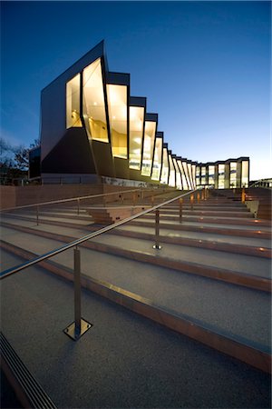 simsearch:845-02729025,k - John Curtain School of Medical Research, Canberra, Australia, John Curtain School of Medical Research, Canberra, Australia. Architect: Lyons, 2006. Architects: Lyons Stock Photo - Rights-Managed, Code: 845-03721445